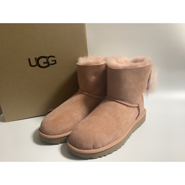 UGG ショートブーツFLUFF BOW MINI - ブーツ