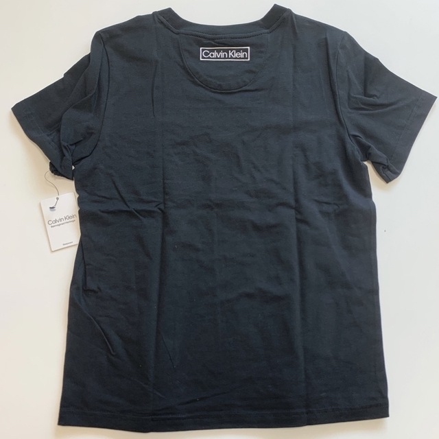 Calvin Klein(カルバンクライン)の【新品】カルバンクライン Tシャツ ヘリテージロゴ ブラック S レディースのトップス(Tシャツ(半袖/袖なし))の商品写真