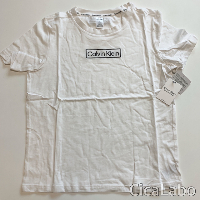 Calvin Klein(カルバンクライン)の【新品】カルバンクライン Tシャツ ヘリテージロゴ ホワイト M レディースのトップス(Tシャツ(半袖/袖なし))の商品写真