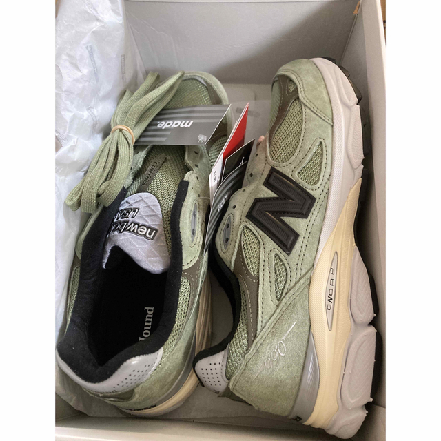 New Balance(ニューバランス)のJJJJound × New Balance 990V3 "Green 26.5 メンズの靴/シューズ(スニーカー)の商品写真