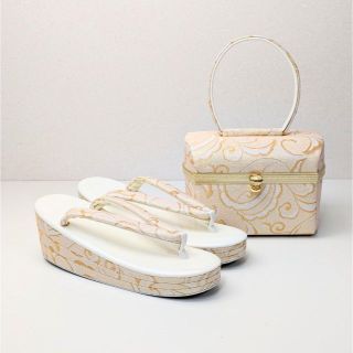 和装 草履 バッグ セット ゴールド 白 帯地 フリーサイズ u71-2(着物)