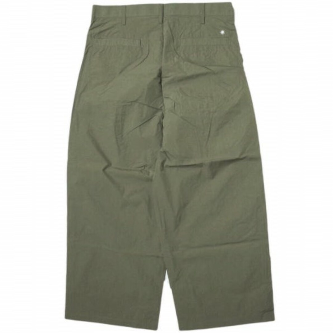 GDC(ジーディーシー)のGDC ジーディーシー 日本製 NYLON WIDE SLACKS ナイロンワイドスラックス M37016 M KHAKI 2タック パンツ ボトムス【新古品】【中古】【GDC】 メンズのパンツ(スラックス)の商品写真