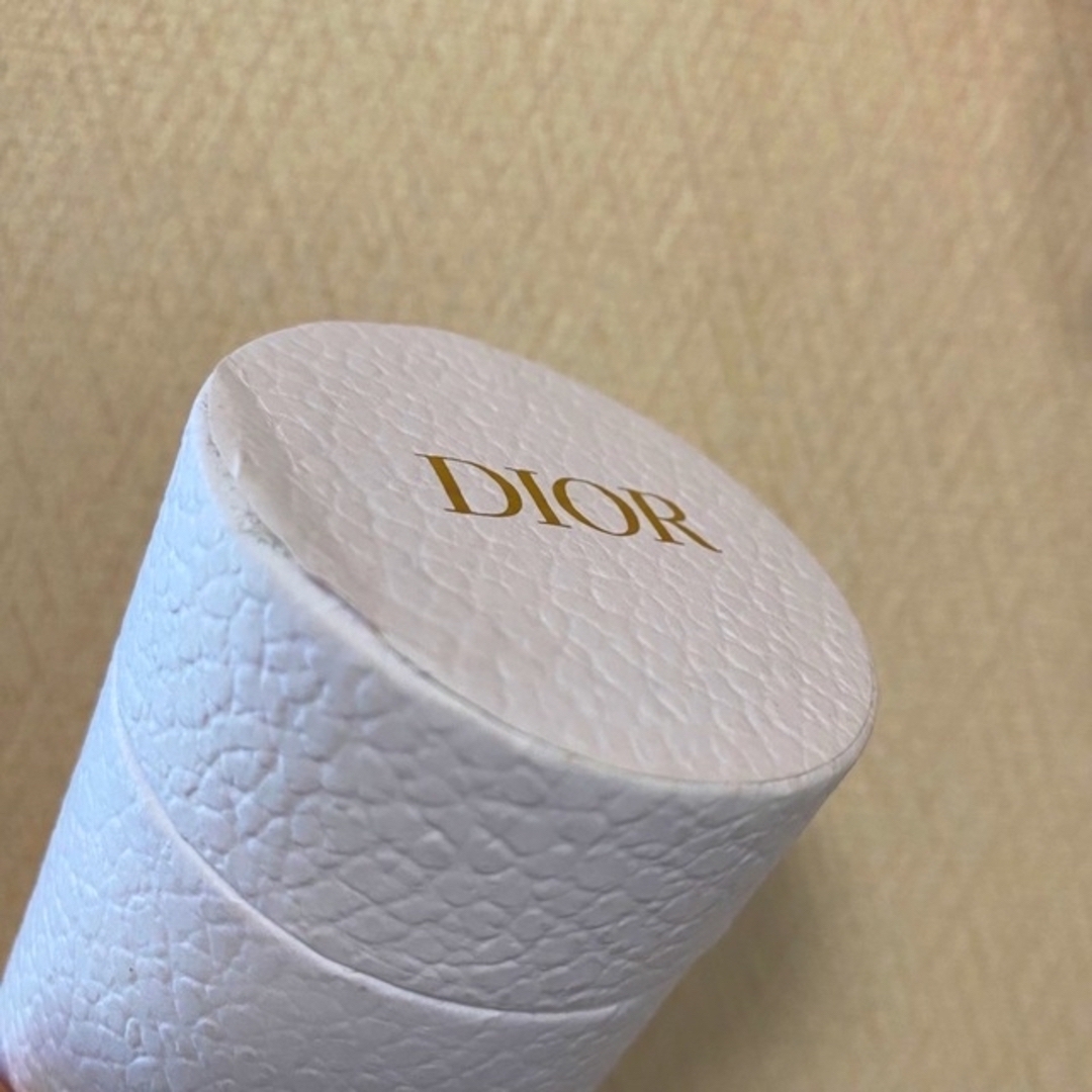 Christian Dior(クリスチャンディオール)の新品 人気柄‼︎ Dior ディオール D-FLORAL ミッツア スカーフ レディースのファッション小物(バンダナ/スカーフ)の商品写真