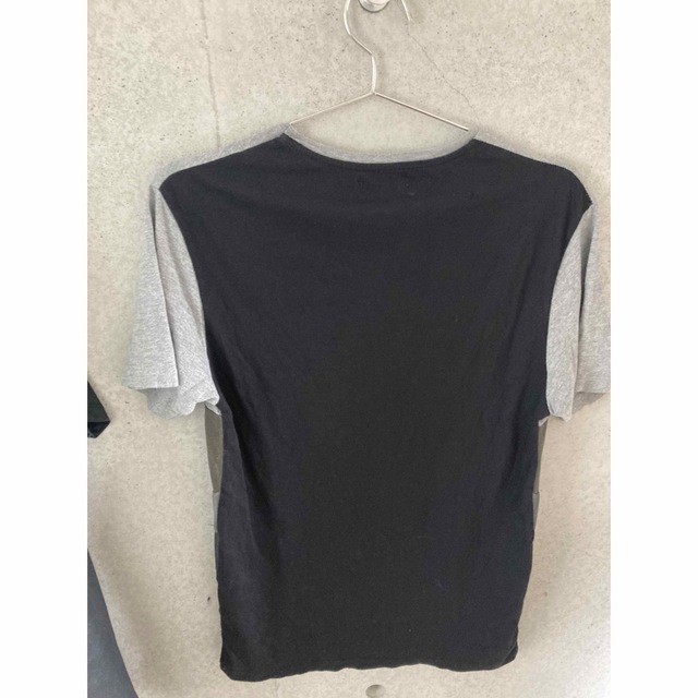 ZARA(ザラ)のZARA メンズ　Tシャツ　カットソー　FUGA  メンズのトップス(Tシャツ/カットソー(半袖/袖なし))の商品写真