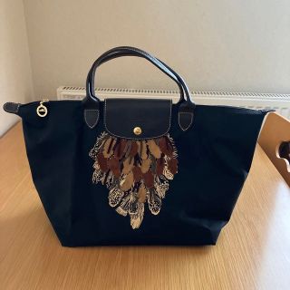 ロンシャン(LONGCHAMP)のLongchamp ロンシャン　羽モチーフ　ナイロントートバッグ　ネイビー(トートバッグ)