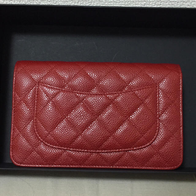 CHANEL(シャネル)の新品 CHANEL シャネル チェーンウォレット ♡ キャビアスキン レッド レディースのファッション小物(財布)の商品写真