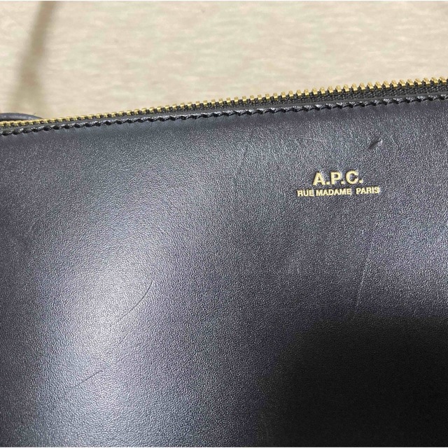 A.P.C(アーペーセー)のAPC ショルダーバッグ　ブラック レディースのバッグ(ショルダーバッグ)の商品写真