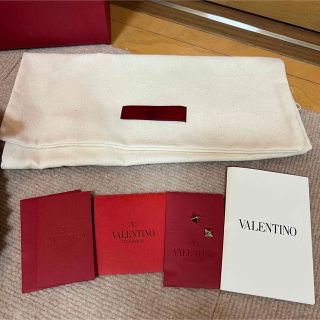 VALENTINO - ロックスタッズ エナメル ストラップ パンプス バレリーナ