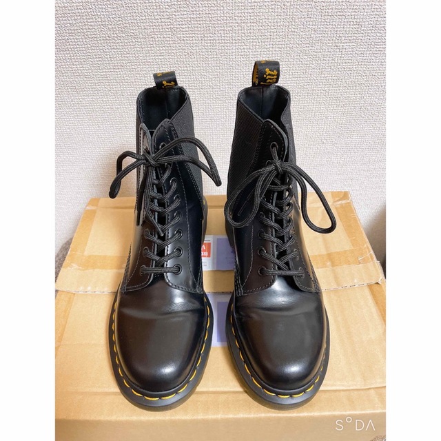 Dr.Martensドクターマーチン HAPPER・UK5ブラック