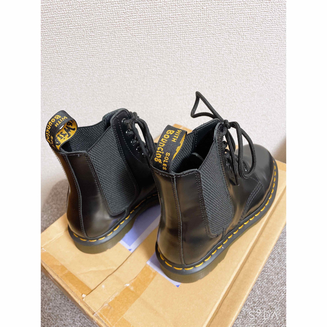 Dr.Martens(ドクターマーチン)のDr.Martensドクターマーチン HAPPER・UK5 レディースの靴/シューズ(ブーツ)の商品写真