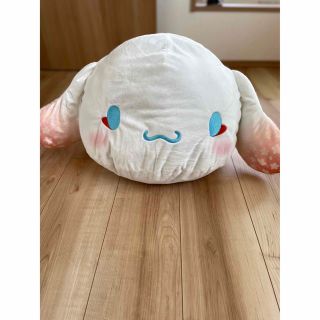 シナモロール(シナモロール)のシナモンロールkawaiiけもの夜行まるモチクッション　新品未使用(キャラクターグッズ)