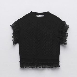 ザラ(ZARA)の新品タグ付き　ZARA ケーブルニットフリルトップス(ニット/セーター)