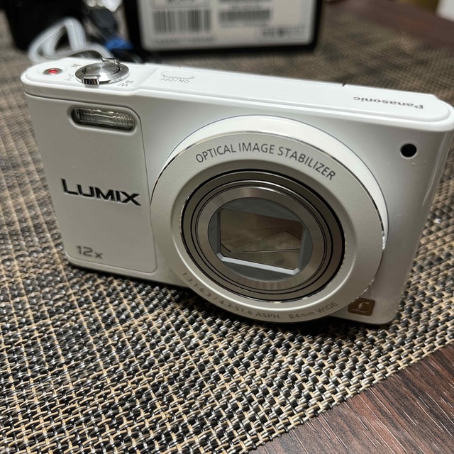 感謝価格 Panasonic LUMIX SZ DMC-SZ10-W コンパクトデジタルカメラ