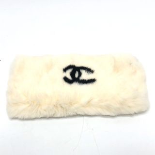 シャネル CHANEL リストバンド CC ココマーク アームバンド ブレスレット ファー ホワイト