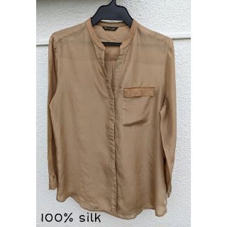 マッシモデュッティ(Massimo Dutti)のMassimo Dutti　シルク　ベージュ　シャツ　Sサイズ(シャツ/ブラウス(長袖/七分))