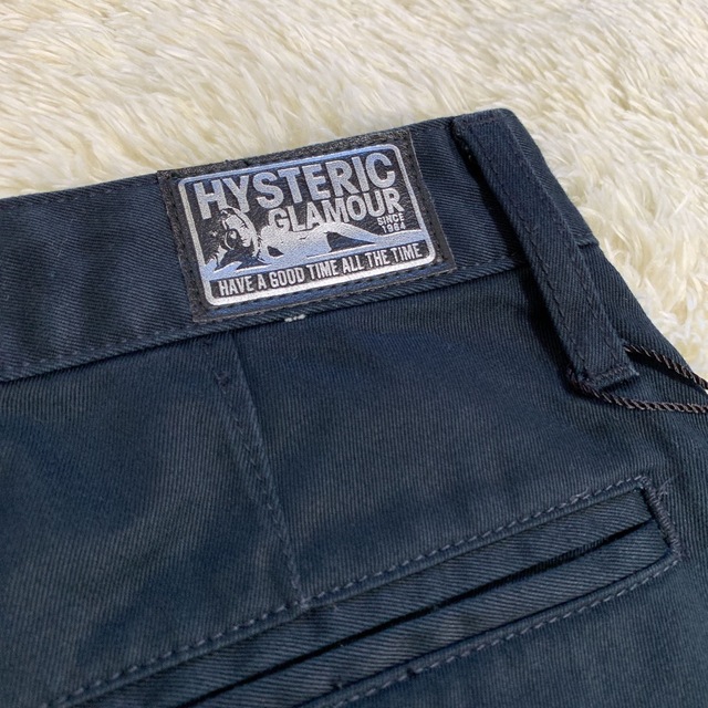 HYSTERIC GLAMOUR(ヒステリックグラマー)の希少 新品未使用 ヒステリックグラマー チノパン ワイドタイプ ネイビー XXS レディースのパンツ(チノパン)の商品写真