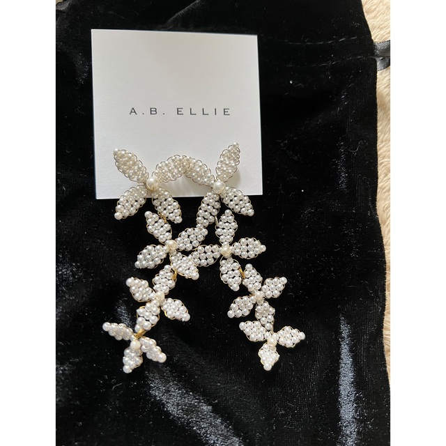 日本正規品 a.b.ellie Harlow パールピアス - poumonquebec.ca