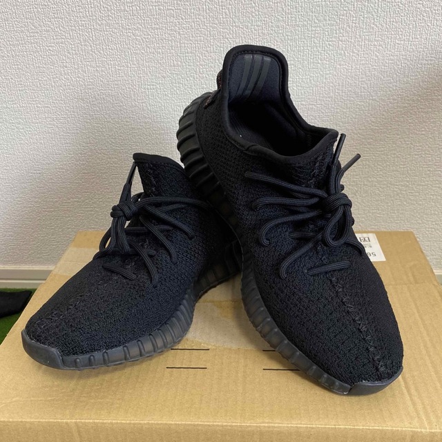 adidas yeezy boost 350 V2 25.5cm