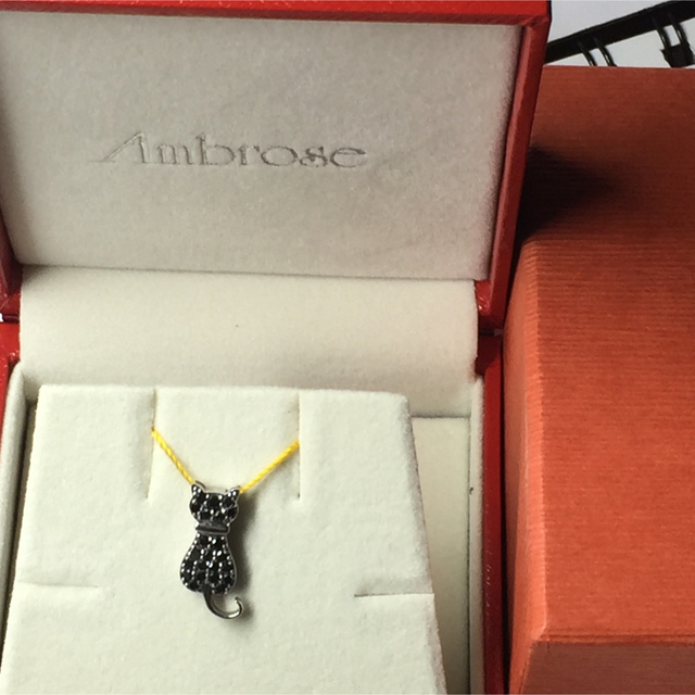 アンブローズ ダイヤモンドペンダント Ambrose 猫 ペンダント pt950-