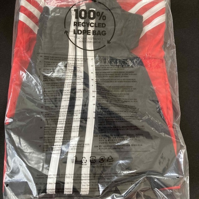 adidas(アディダス)の新品 adidas Tシャツ パンツ 上下セット 120cm セットアップ キッズ/ベビー/マタニティのキッズ服男の子用(90cm~)(Tシャツ/カットソー)の商品写真