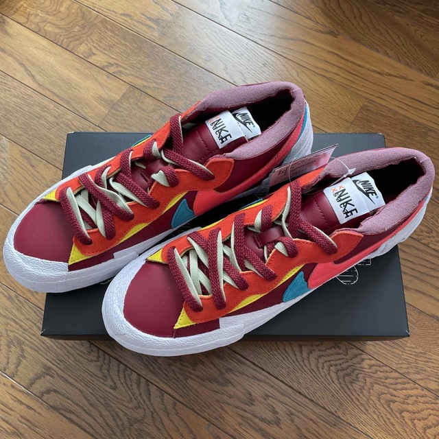 sacai(サカイ)のsacai x Nike x Kaws Blazer TEAM RED 28cm メンズの靴/シューズ(スニーカー)の商品写真