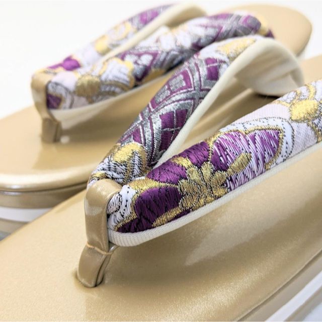 和装 草履バッグセット 振袖用 帯地 金×白×紫 LLサイズ 三枚芯 w43-4 レディースの水着/浴衣(着物)の商品写真
