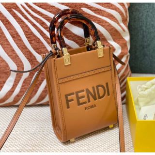 フェンディ トートバッグ(レディース)の通販 1,000点以上 | FENDIの フェンディ トートバッグ(レディース)の通販 1,000点以上 | FENDIの