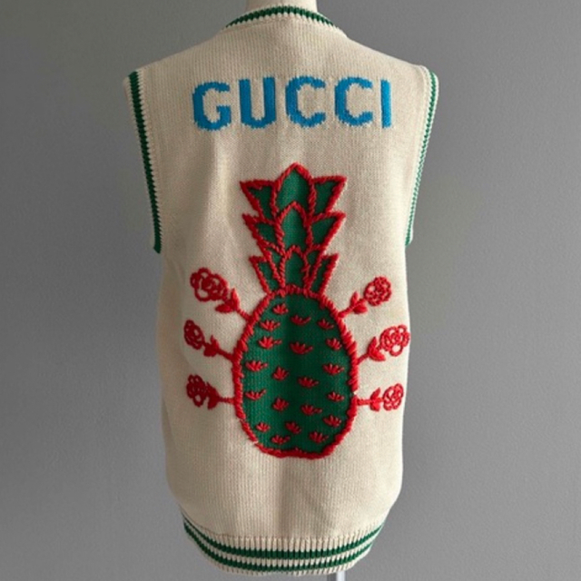 Gucci(グッチ)のGUCCI ニットベスト　最終値下げ！グッチ　 メンズのトップス(ベスト)の商品写真