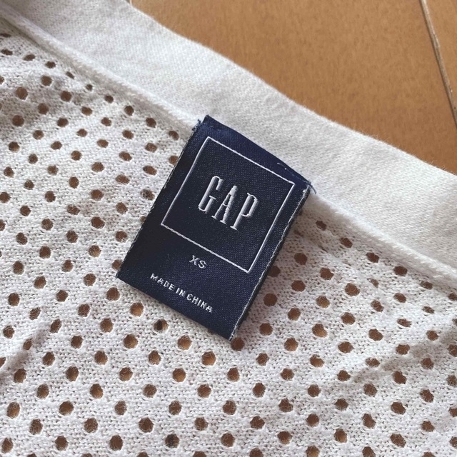 GAP(ギャップ)の【GAP】ホワイトカーディガン レディースのトップス(カーディガン)の商品写真