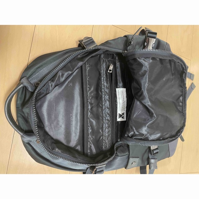 MAKAVELIC(マキャベリック)のMAKAVELIC SUPERIORITY BUCKLER BACKPACK メンズのバッグ(バッグパック/リュック)の商品写真