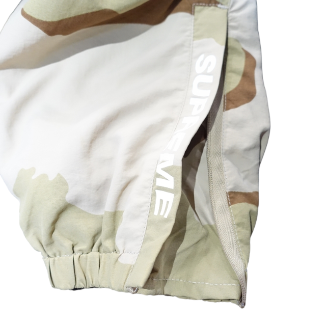 Supreme(シュプリーム)のSupreme 17ss Warm Up Pant Camo メンズのパンツ(その他)の商品写真