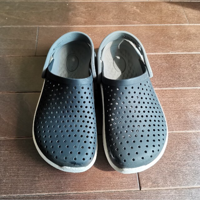 crocs(クロックス)のクロックスcrocsサンダル LiteRide ライトライド C13 19cm キッズ/ベビー/マタニティのキッズ靴/シューズ(15cm~)(サンダル)の商品写真