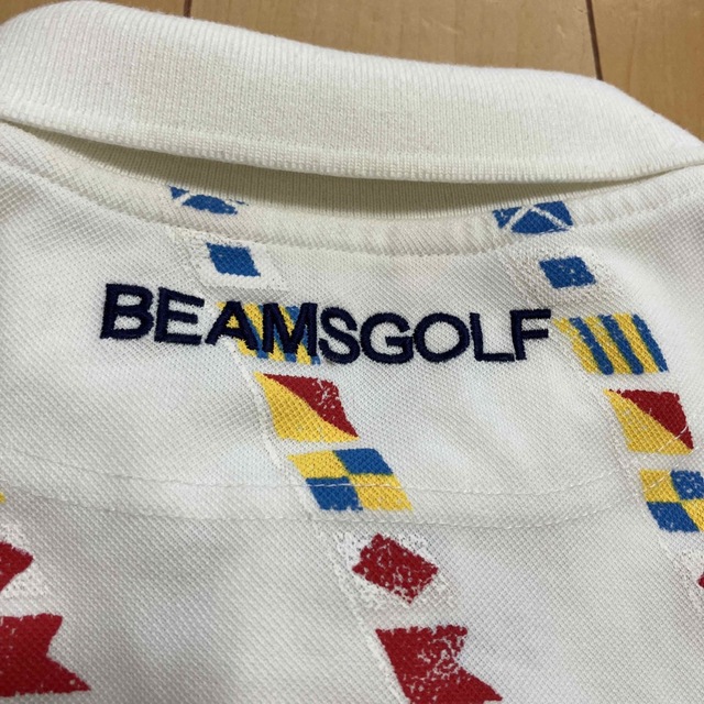 BEAMS(ビームス)のビームスゴルフ　BEAMS GOLF ポロシャツ　総柄　国旗　Mサイズ　メンズ スポーツ/アウトドアのゴルフ(ウエア)の商品写真