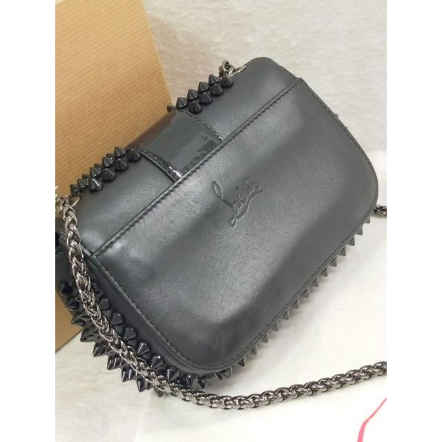 クリスチャンルブタン スパイクスタッズ チェーンバッグ TK859