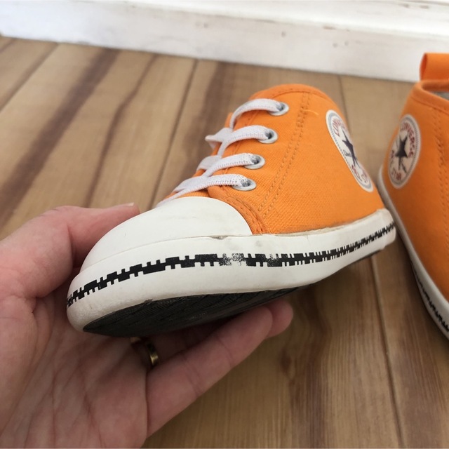 ALL STAR（CONVERSE）(オールスター)のコンバース　オレンジ　スニーカー　キッズ　13センチ　13.5センチ キッズ/ベビー/マタニティのベビー靴/シューズ(~14cm)(スニーカー)の商品写真