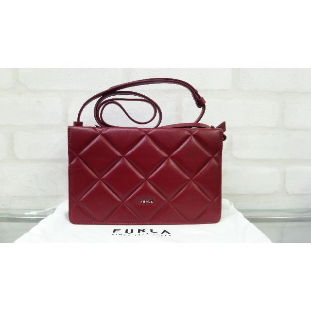 FURLA フルラ ミニクロスボディ ショルダーバッグ キルティング