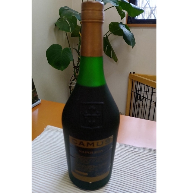 【古酒】コニャック カミュ ナポレオン ブランデー 700ml 未開封 食品/飲料/酒の酒(ブランデー)の商品写真