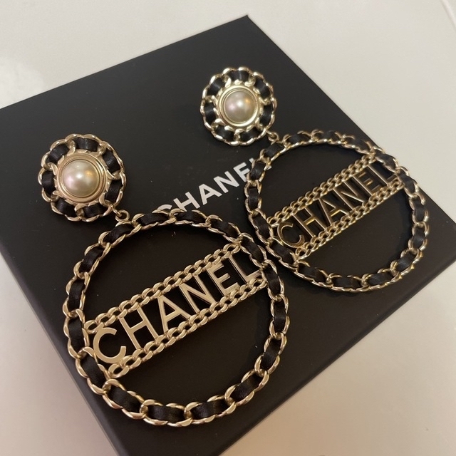 驚きの値段で】 CHANEL CHANELイアリング - イヤリング