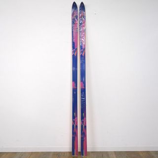 ロシニョール(ROSSIGNOL)の未使用 ロシニョール ROSSIGNOL KEVLAR RV 193cm センター 64ｍｍ スキー板 アウトドア 約1560ｇ(一本あたり)(板)