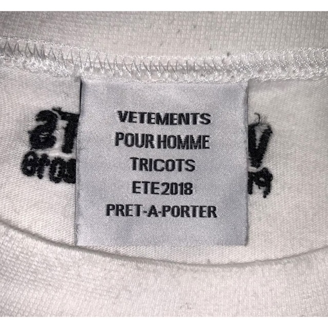 VETEMENTS biohazard Tシャツ