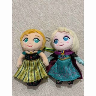 アナトユキノジョオウ(アナと雪の女王)のディズニー　アナ雪　ぬいぐるみバッジ(キャラクターグッズ)