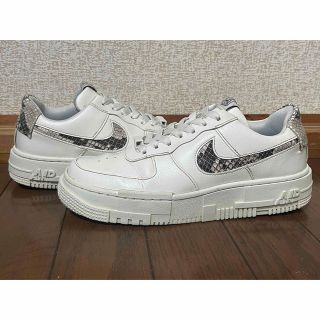 ナイキ(NIKE)のNIKE WMNS AIR FORCE 1 PIXEL SE 24.0cm(スニーカー)