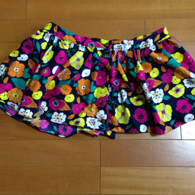RODEO CROWNS(ロデオクラウンズ)のRodeo♡花柄スカート レディースのスカート(ミニスカート)の商品写真