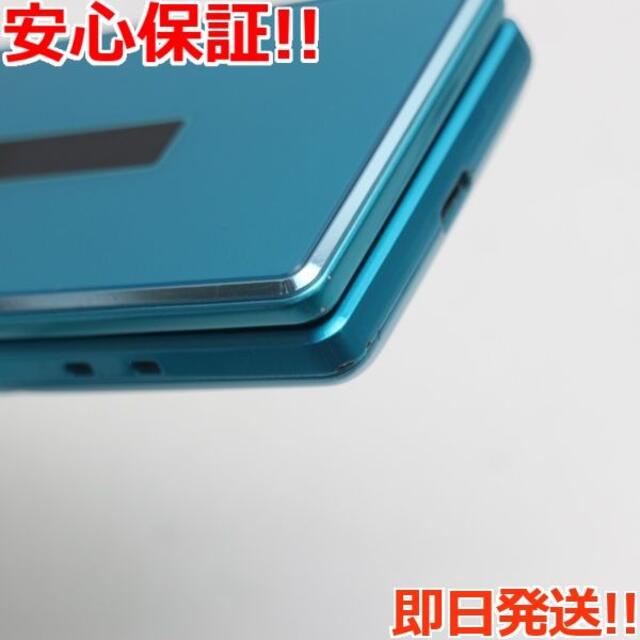 AQUOS(アクオス)の超美品 SH-06G AQUOSケータイ ブルー グリーン  スマホ/家電/カメラのスマートフォン/携帯電話(携帯電話本体)の商品写真