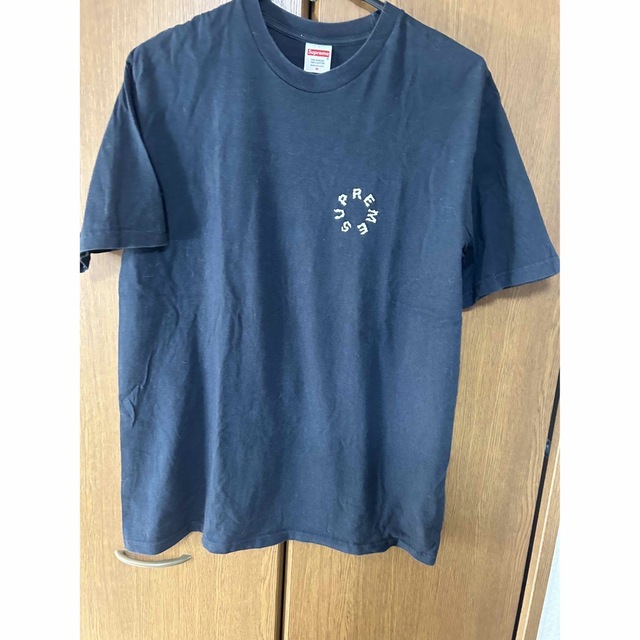 Supreme(シュプリーム)のsupremeTシャツ　黒 メンズのトップス(Tシャツ/カットソー(半袖/袖なし))の商品写真