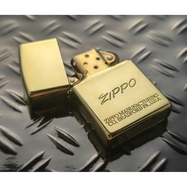 ZIPPO(ノーマル) イタリックロゴ 真鍮 2001年製ZIPPO