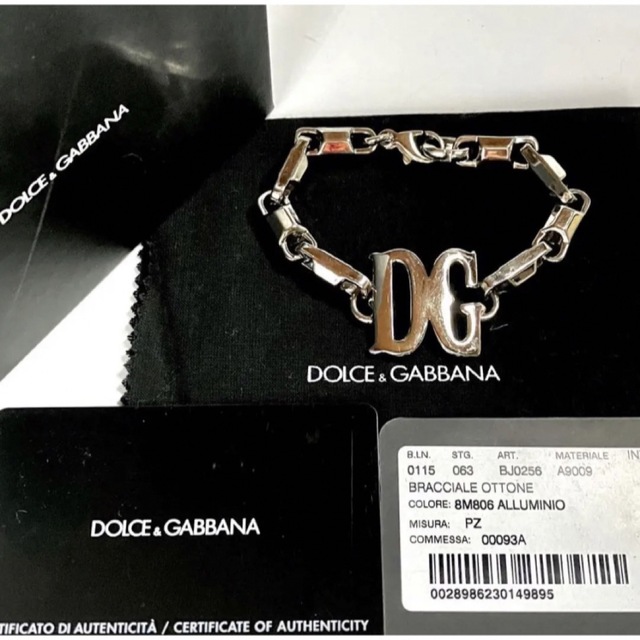 【特別価格】DOLCE&GABBANAドルチェアンドガッバーナロゴブレスレット