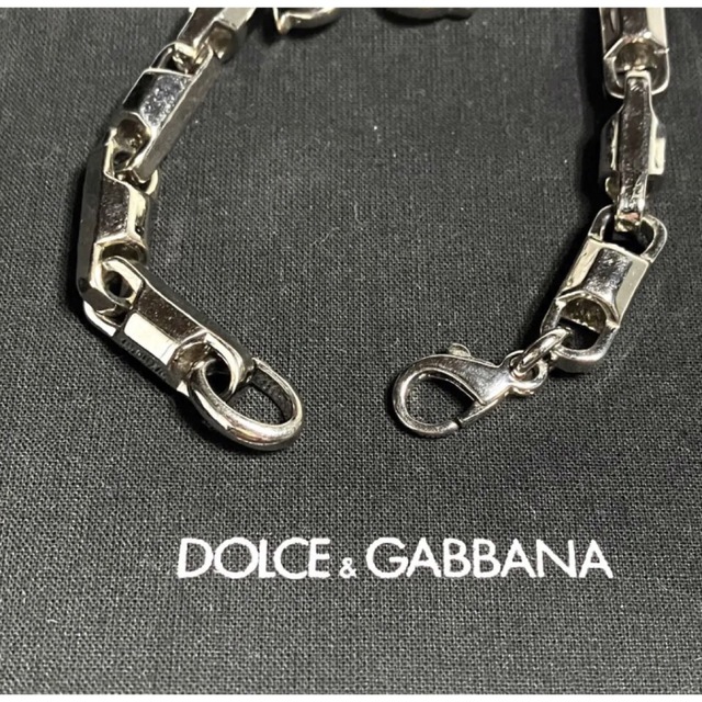 【特別価格】DOLCE&GABBANAドルチェアンドガッバーナロゴブレスレット