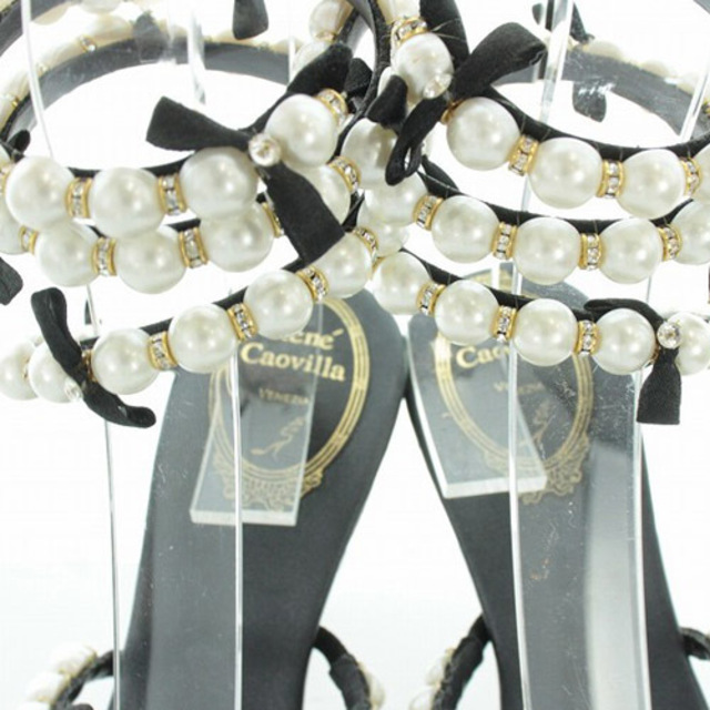 RENE CAOVILLA(レネカオヴィラ)のレネカオヴィラ ンダル パールデザイン 36.5 23.5cm 黒 レディースの靴/シューズ(サンダル)の商品写真