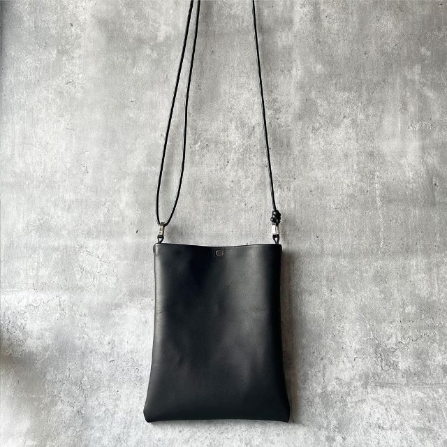 BanDe ná Part / Sacoche Smooth Leatherショルダーバッグ